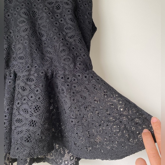 Sakura Black Sleeveless U-Neck Lined Lace Peplum Top Size Medium - Picture 5 of 8